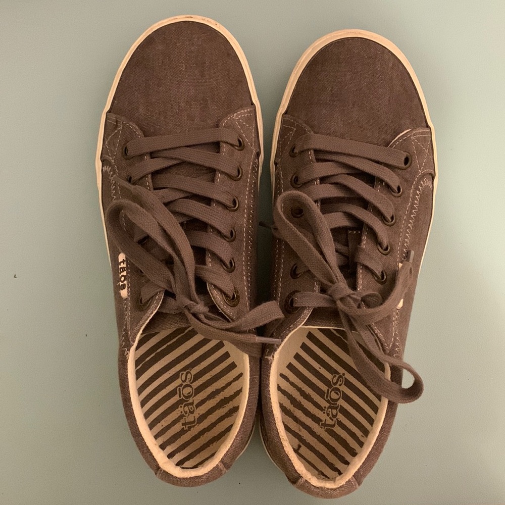 Taos sneakers